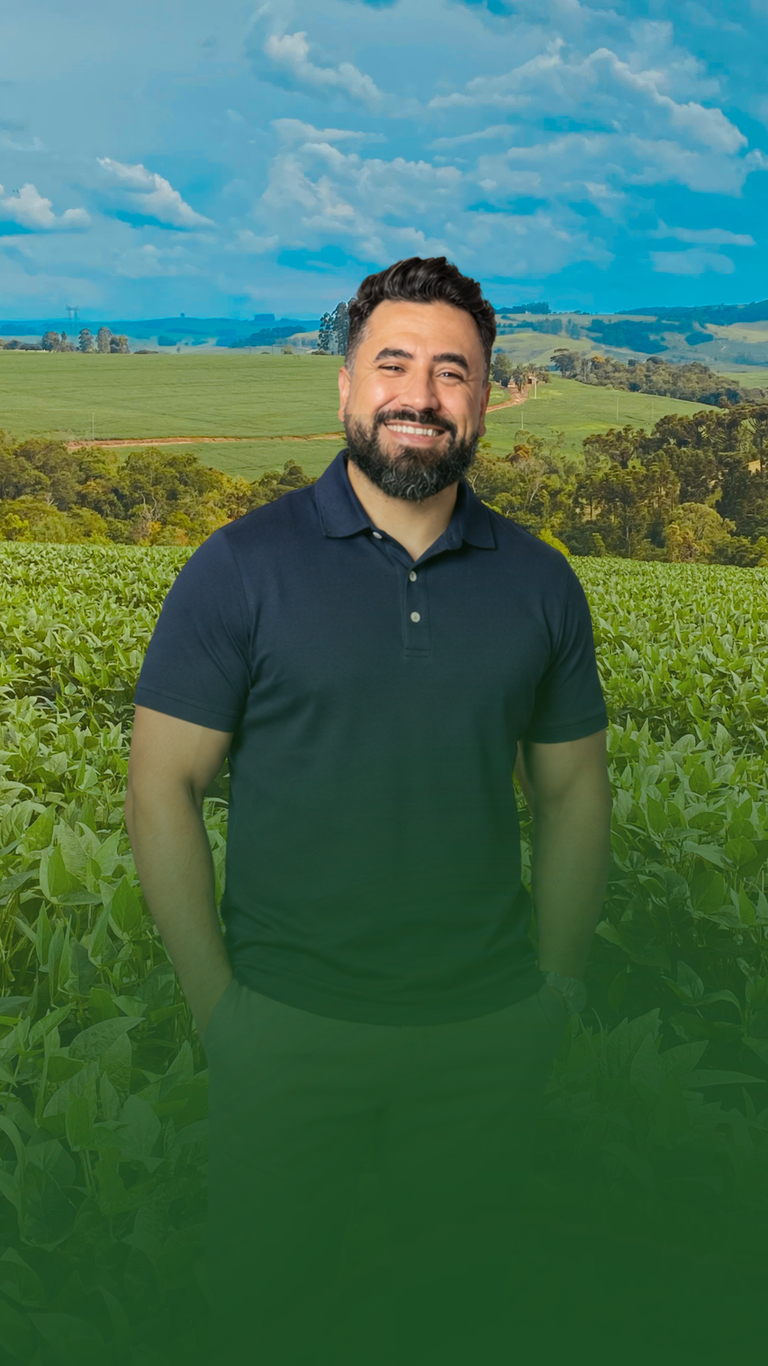 Felipe Cardoso em uma paisagem agrícola